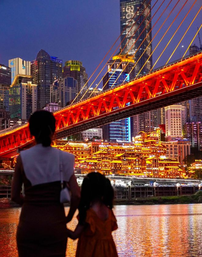 威尼斯官网报重庆旅游团五日游需求几钱？重庆旅游景点和切身阅历分享！